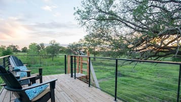 Suite | 1 bedroom, iron/ironing board, Internet