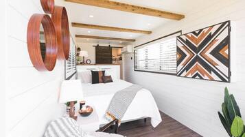 House | 1 bedroom, iron/ironing board, Internet