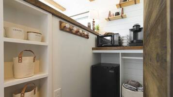 House | 1 bedroom, iron/ironing board, Internet