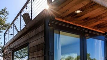 1 bedroom, iron/ironing board, Internet