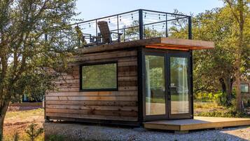 1 bedroom, iron/ironing board, Internet