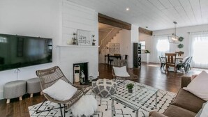 House | 5 bilik tidur, Internet, cadar katil 