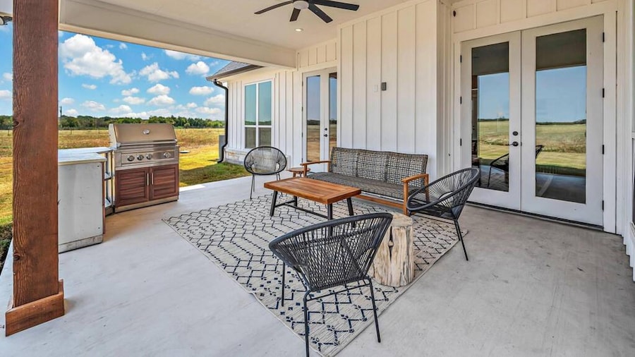 New Luxury Texas Farmhouse