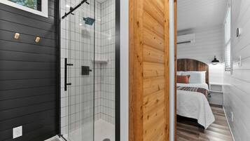 House | 2 bedrooms, Internet
