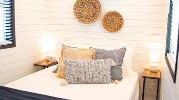 House | 1 bedroom, iron/ironing board, Internet