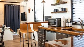 House | 1 bedroom, iron/ironing board, Internet