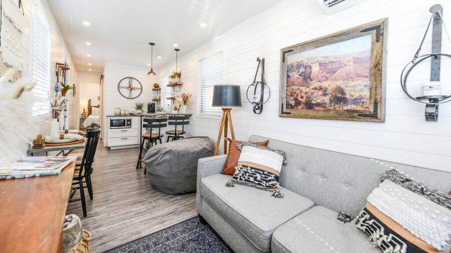 New Luxury Shipping Container