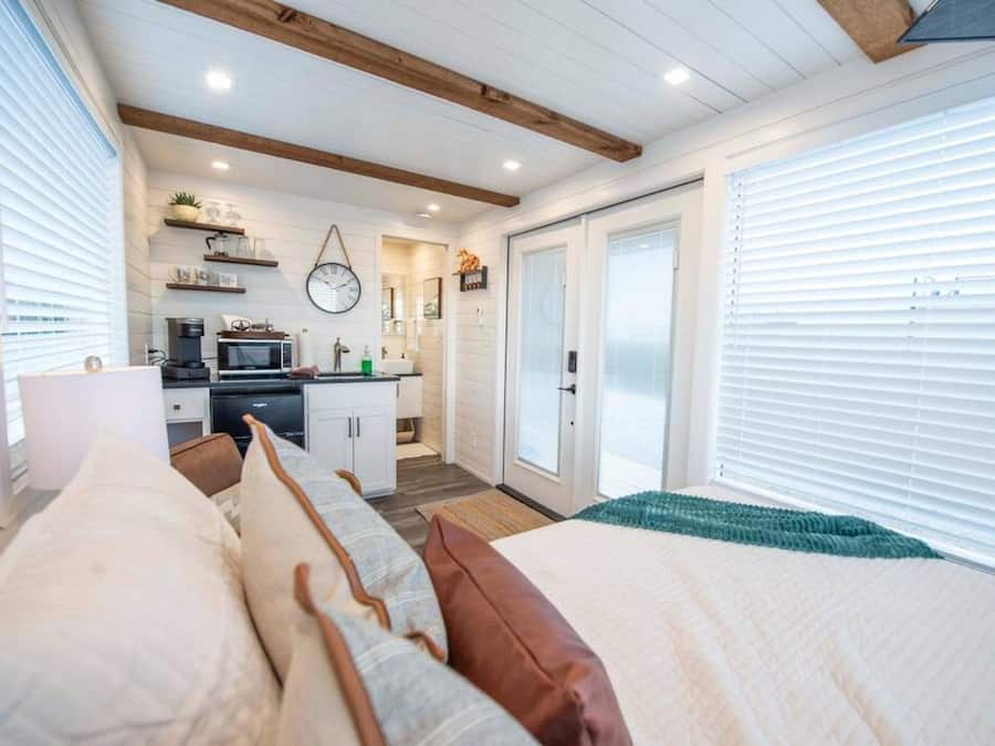 1 غرفة نوم وملاءات أسرّة