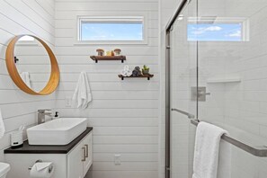 Hus | 1 sovrum, strykjärn/strykbräda och internet