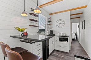 Casa | 1 dormitorio, tabla de planchar con plancha, Internet