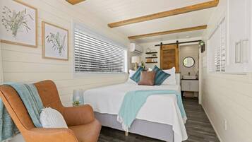 House | 1 bedroom, iron/ironing board, Internet
