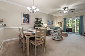 TV - Willow Bend, Beautiful 2nd floor Villa  2Bedroom/2Bath, WiFi (North Myrtle Beach)