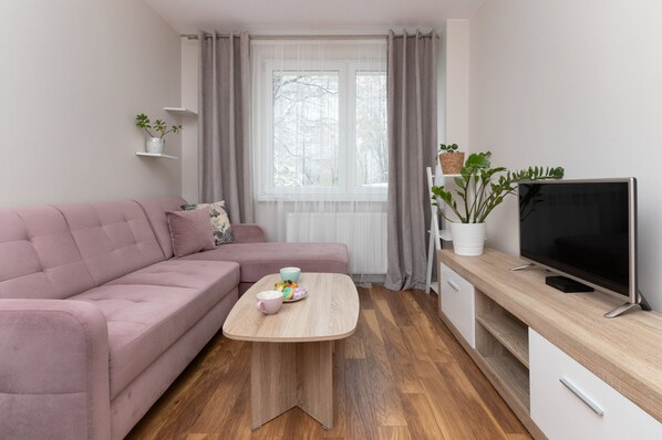 Living area - Apartament Ideal for Families by Renters (Warsaw)