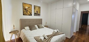 2 makuuhuonetta, silitysrauta/-lauta, Wi-Fi, vuodevaatteet