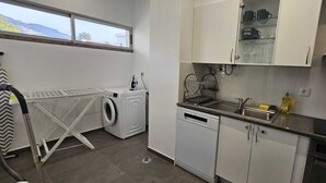Uklassifisert bilde, 5 av 18, knapp