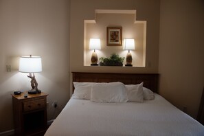 2 makuuhuonetta, Wi-Fi, vuodevaatteet