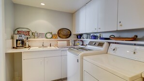 Căn hộ (3 Bedrooms) | Nội thất