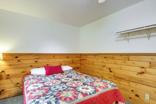 Lakefront Bemidji Getaway w/ Community Beach!