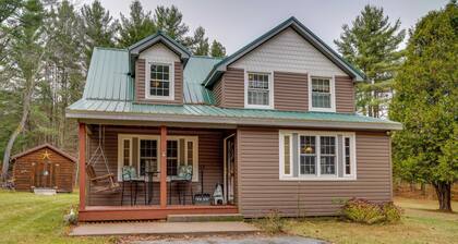 Greig Getaway Near Brantingham Lake & Ski Resort