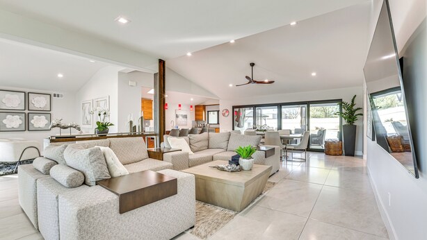 บ้านพัก (4 Bedrooms) | ด้านหน้าที่พัก