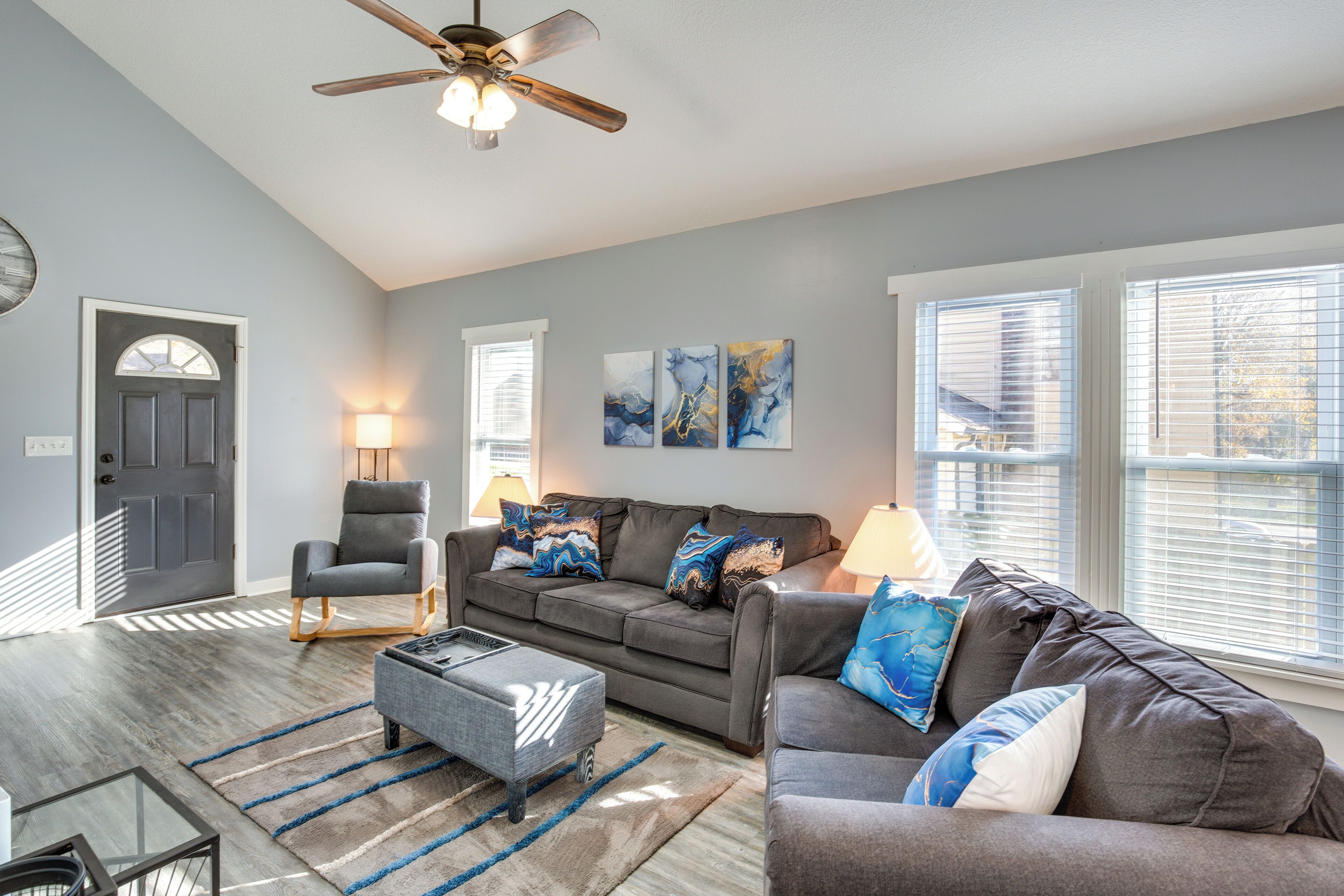 House (2 Bedrooms) | Interior