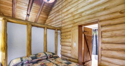 Rustic Bemidji Cabin w/ Boat & Lake Access!