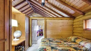 Apartment (0 Bedroom) | Interior