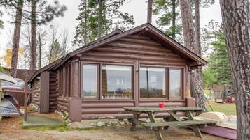 Apartment (0 Bedroom) | Interior