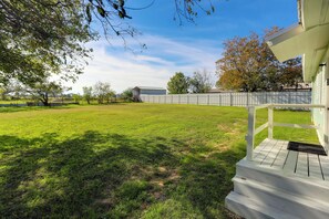 House (3 Bedrooms) | Interior - Updated Comanche Home w/ Country Views! (Comanche)