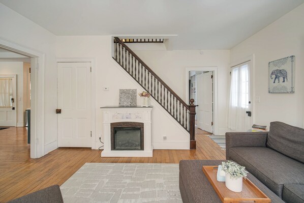 Maison (5 Bedrooms) | Intérieur