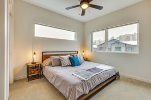 Apartment (3 Bedrooms) | Interior - Ski-in/ski-out Granby Getaway w/ Fire Pit! (Granby)