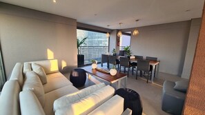 TV - TrevizZo Pense Consolação (São Paulo)