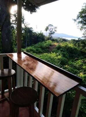 Outdoor dining - Casa Palliata con Espectacular Vista al mar (Puerto Viejo de Talamanca)