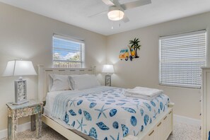 3 quartos, ferros/tábuas de passar roupa, Wi-Fi, roupa de cama