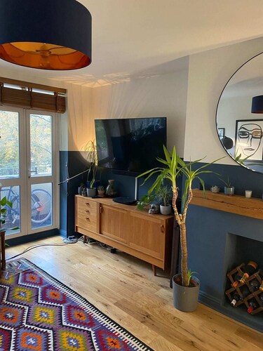 Vibrant and Spacious 2BD Flat - Brockley!