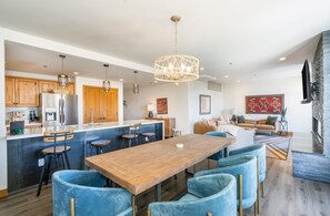 Leilighet, 4 soverom | Eget kjøkken | Kjøleskap, ovn, kaffetrakter/tekoker og brødrister