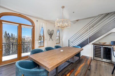 Bear Creek Lodge 408 4 Bedroom Condo by Alpine Lodging Telluride