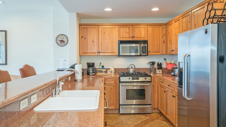 Bear Creek Lodge 212a 1 Bedroom Condo by Alpine Lodging Telluride