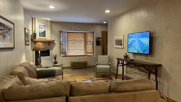 Condo, 1 habitación | Área de sala de estar