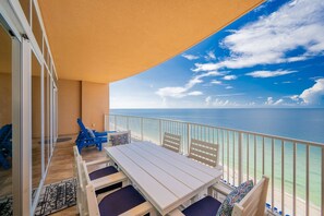 Appart'hôtel, 2 chambres | Enceinte de l’hébergement