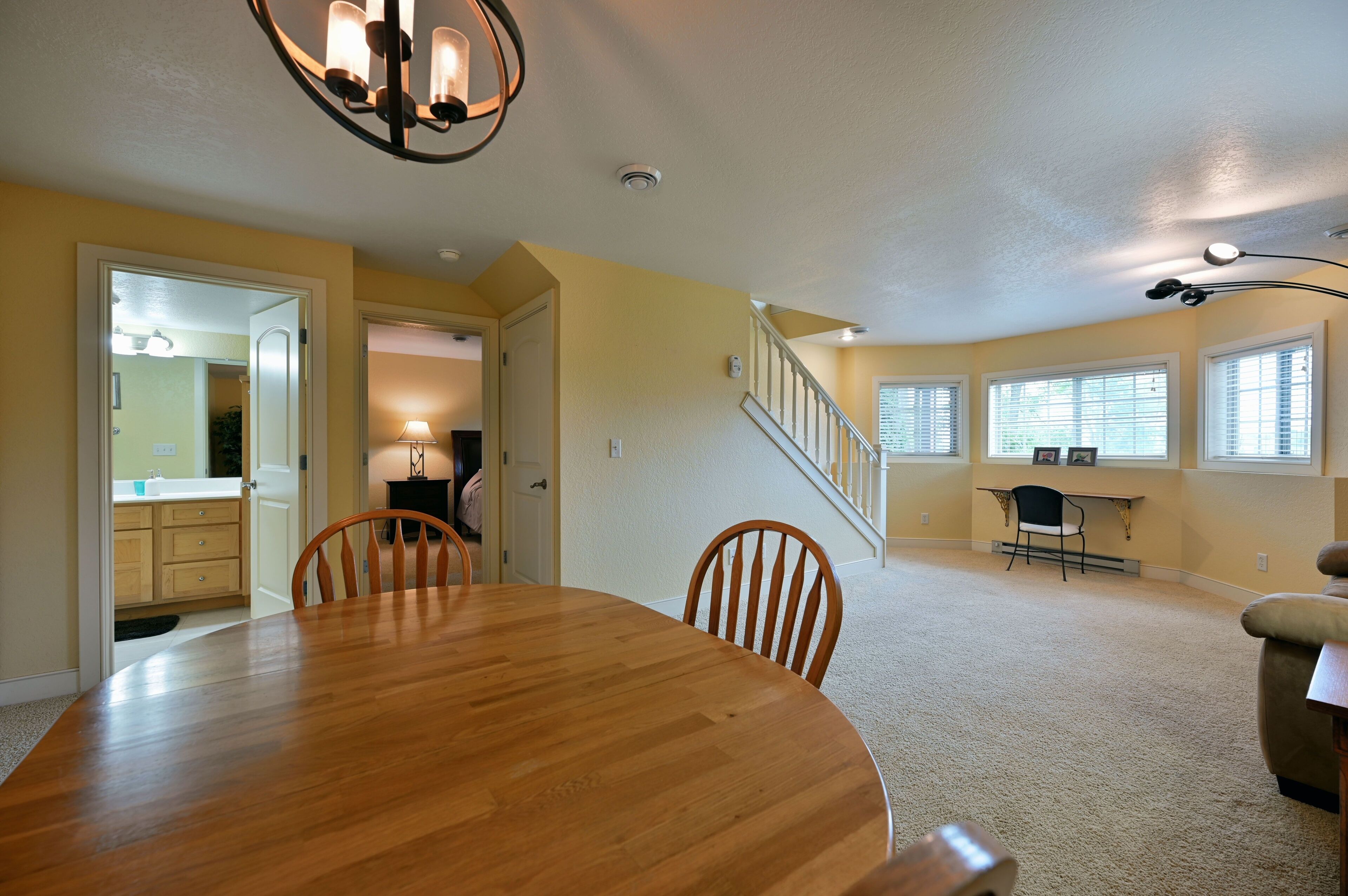 คอนโด, 2 ห้องนอน | ร้านอาหาร