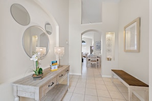 Villa, 4 Bedrooms | Interior