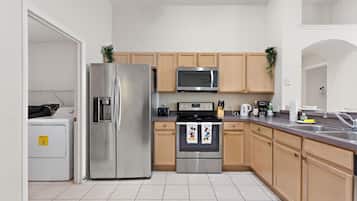 Villa, 4 Schlafzimmer | Eigene Küche | Kühlschrank, Ofen, Wasserkocher mit Kaffee-/Teezubehör, Toaster