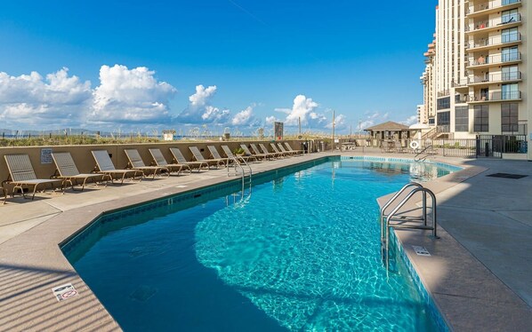 Appart'hôtel, 1 chambre | Piscine | Piscine couverte, piscine extérieure