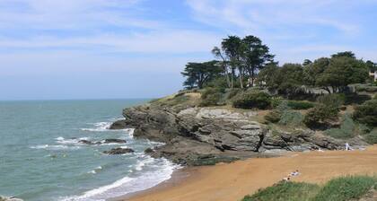 Cottage 600m from the beach for 6