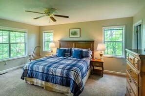 3 sovrum, strykjärn/strykbräda, wi-fi och sängkläder