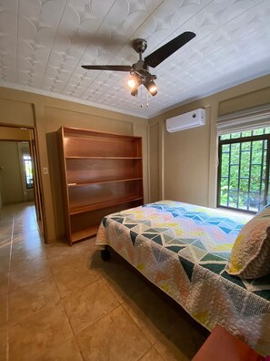 2 slaapkamers, wifi, beddengoed