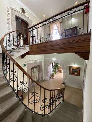 رواق