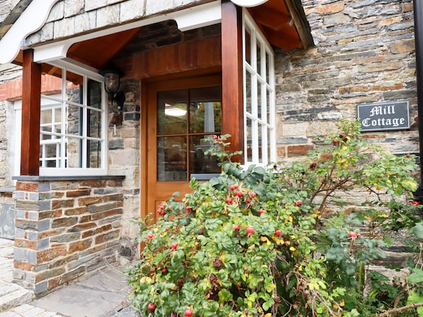 Exterior - Mill Cottage (Liskeard)