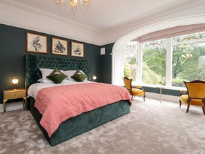 8 Schlafzimmer, individuell dekoriert, individuell eingerichtet